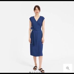 Everlane Short Sleeve Wrap Dress Blue Size 2